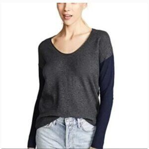 Madewell Kimball Color-block Gray and Navy Blue v-neck wool blend Sweater. Small